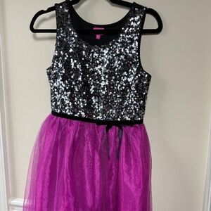 Big Girl’s Dress, Size 16